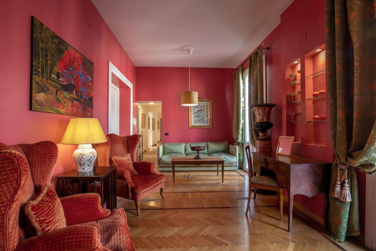 94 Luxury Roma