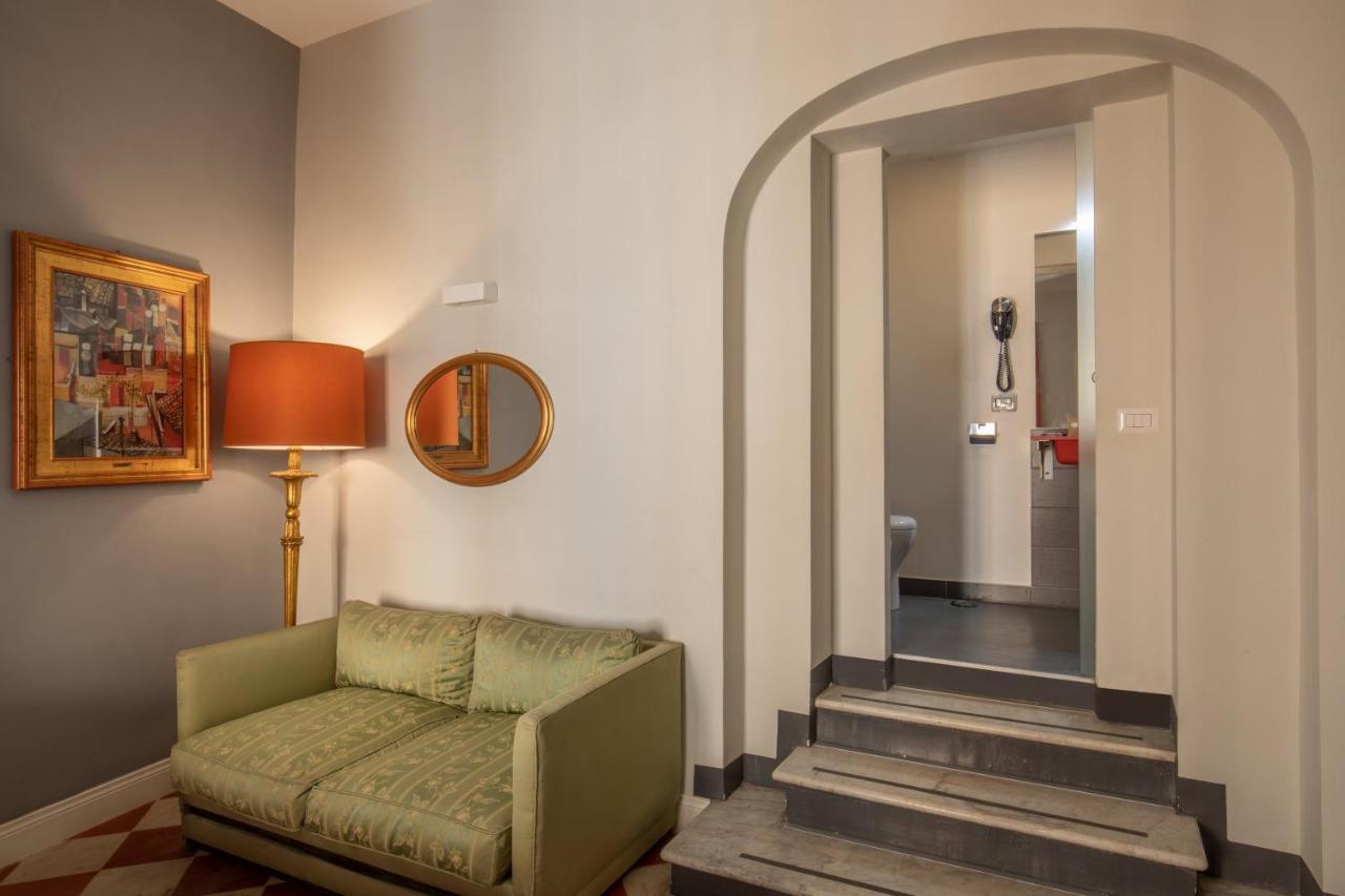 94 Luxury Roma